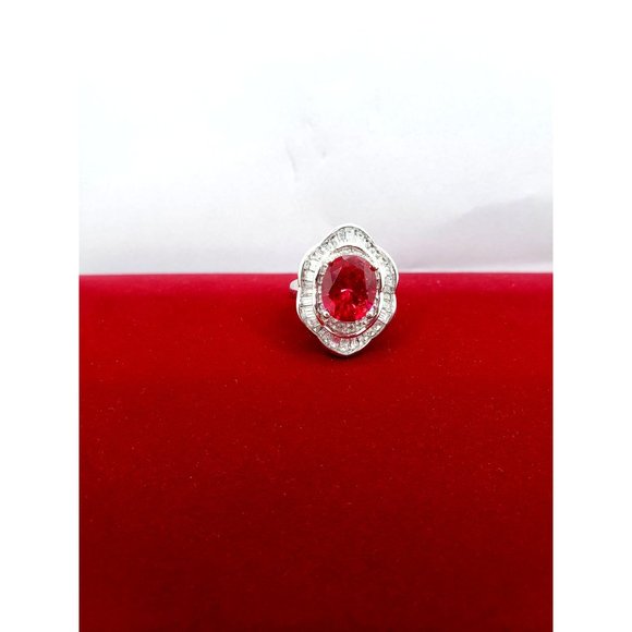 Cocktail Ring 14k white gold, Red Cubic Zirconia Size 8 - Picture 7 of 12